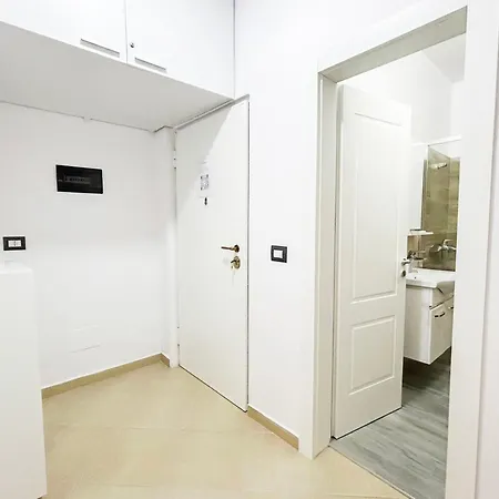 Two Bedrooms, Location 972 *