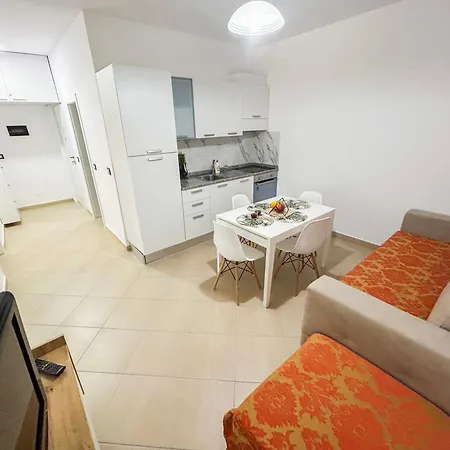 Two Bedrooms, Location 972 * 格勒姆