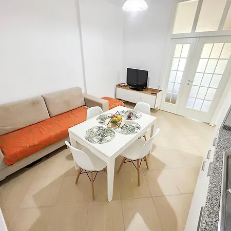 Two Bedrooms, Location 972 宾馆 格勒姆