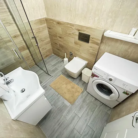 Two Bedrooms, Location 972 格勒姆